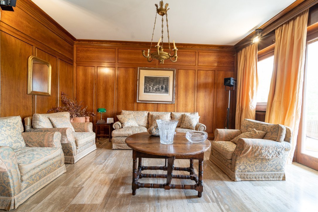 Twins Luxury Beach Apartment