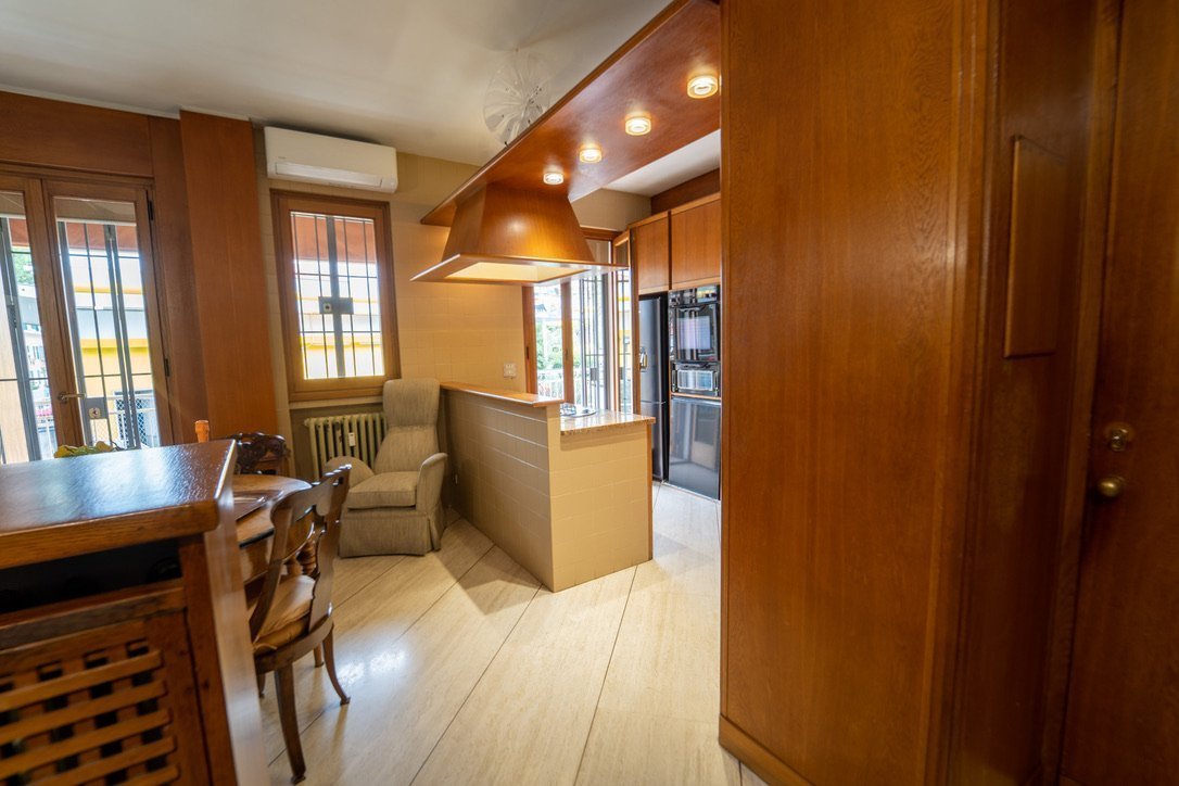 Twins Luxury Beach Apartment - Image 3