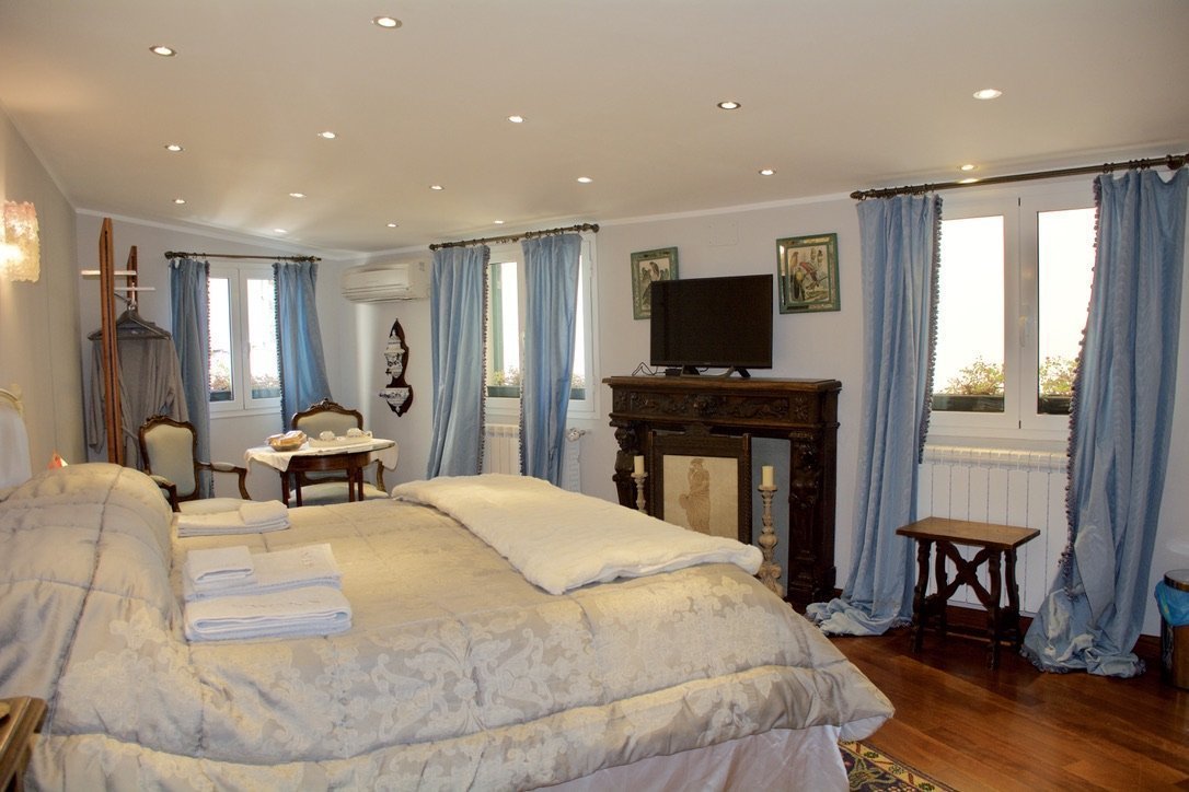 Twins King Deluxe Sanremo