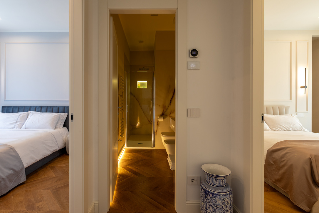 Twins Luxury 2 Bedroom Apartment - Immagine 13