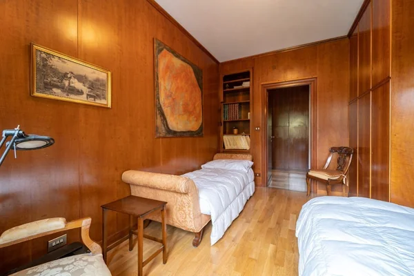 Twins Luxury Beach Apartment - Image 4